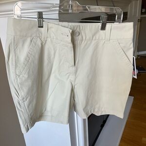 Women's Vineyard Vines Performance shorts 2 pr size 8